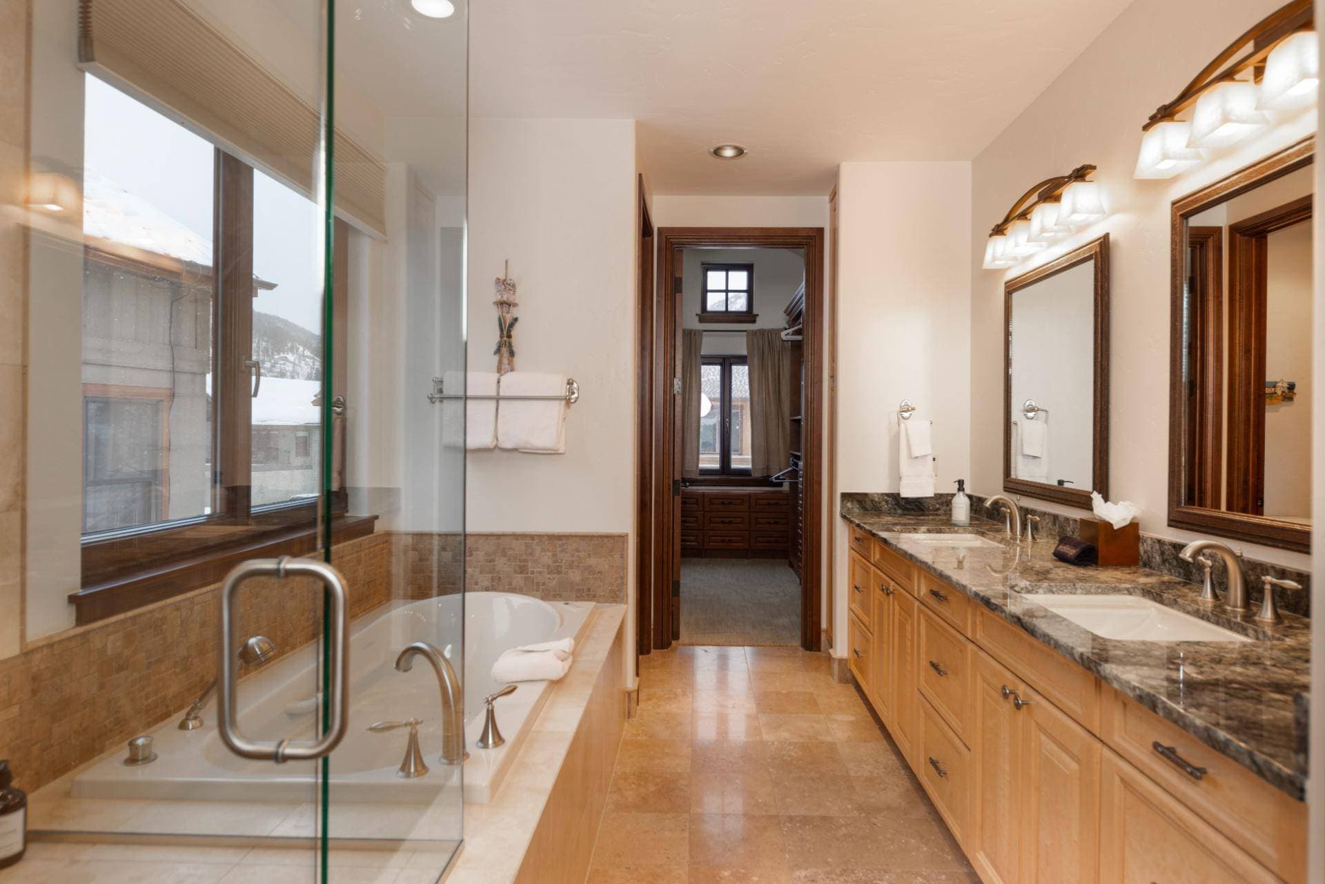 Bee Line Escape - Image 13