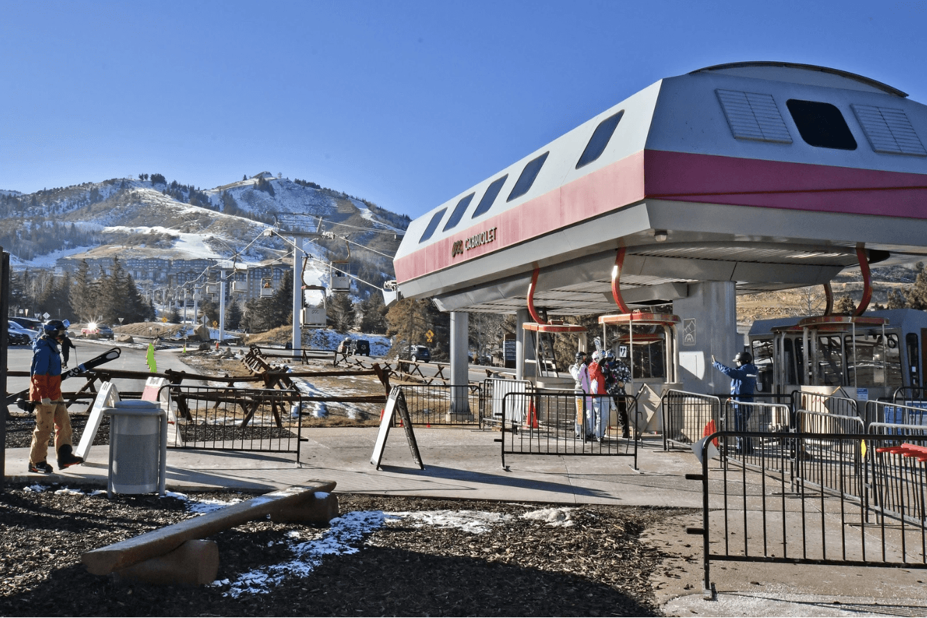 Alpine Abode - Image 19