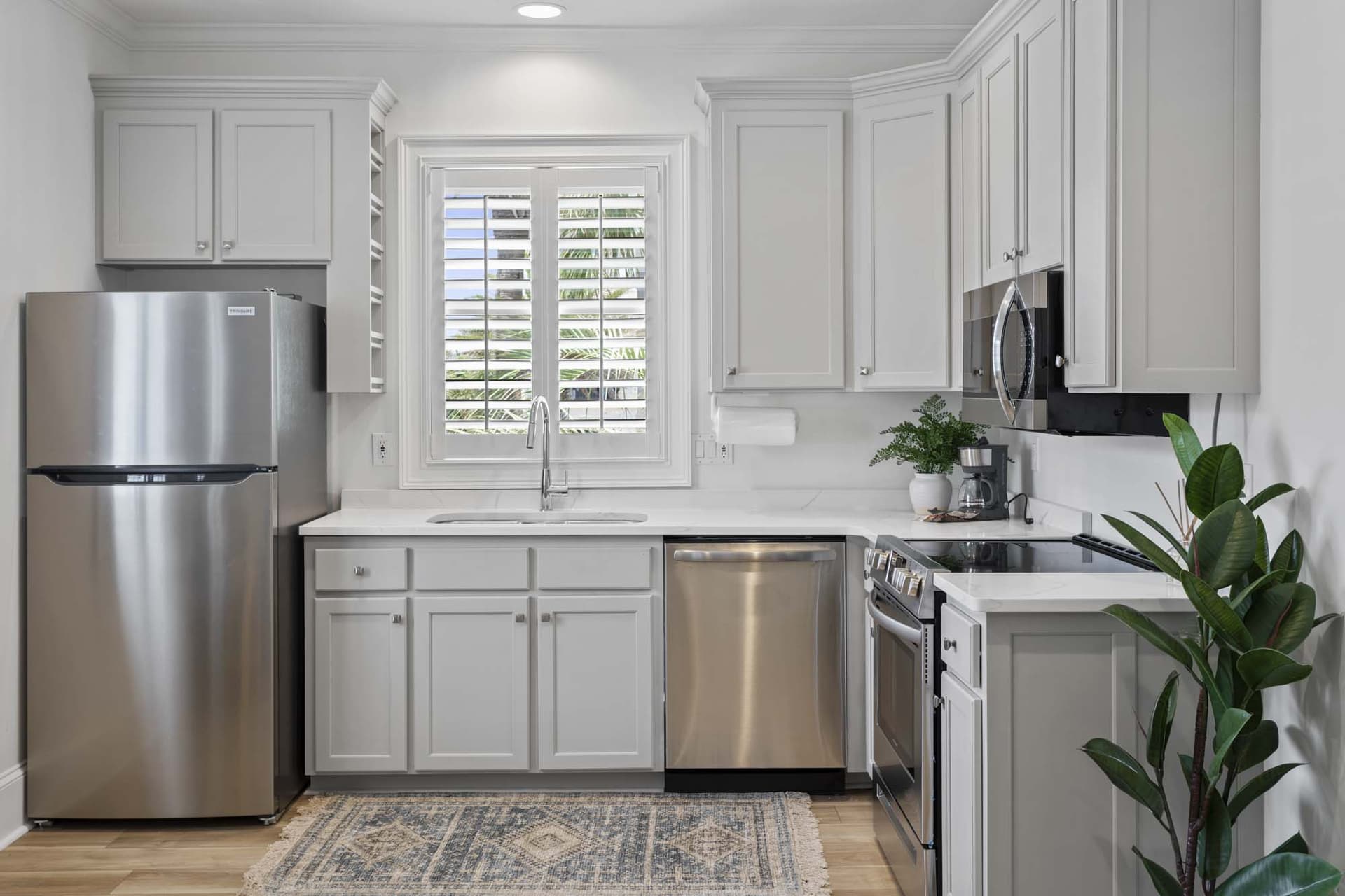 Kings View Manor - Image 37