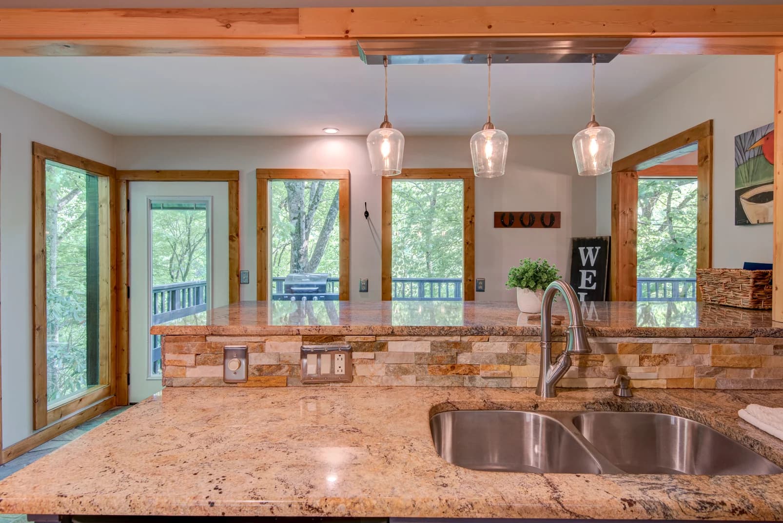 Paws a While - Image 19