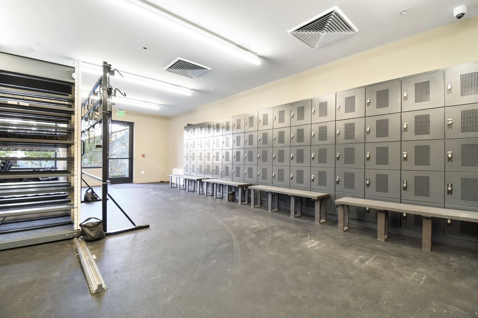 Lift 309 Home - Image 19