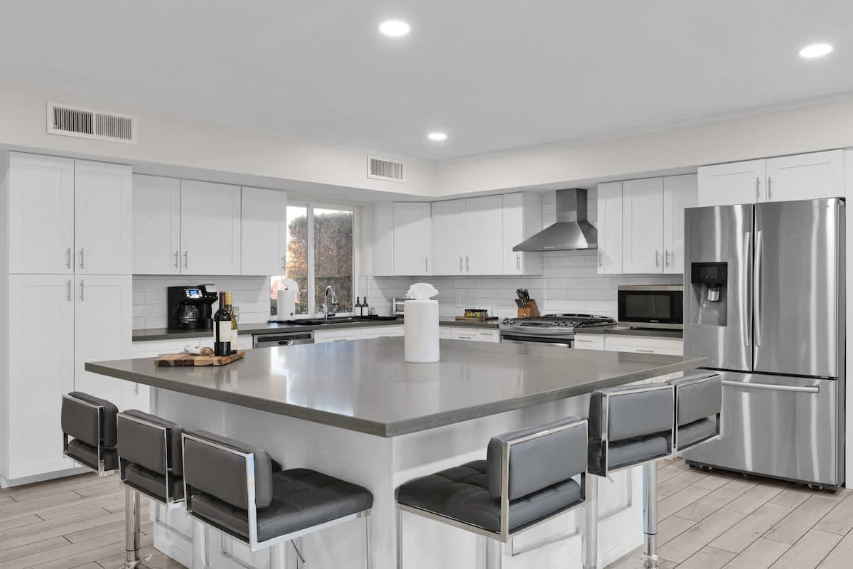 Sunkist Sanctuary - Image 23