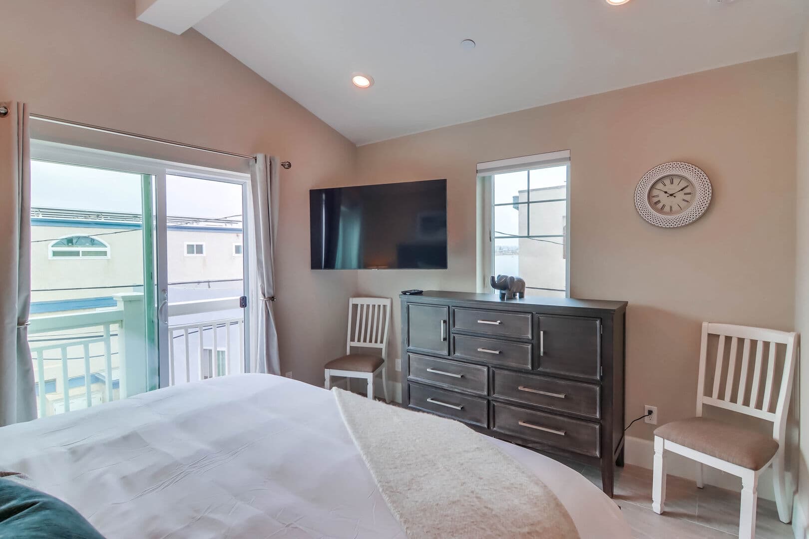 Bay Dream - Image 27