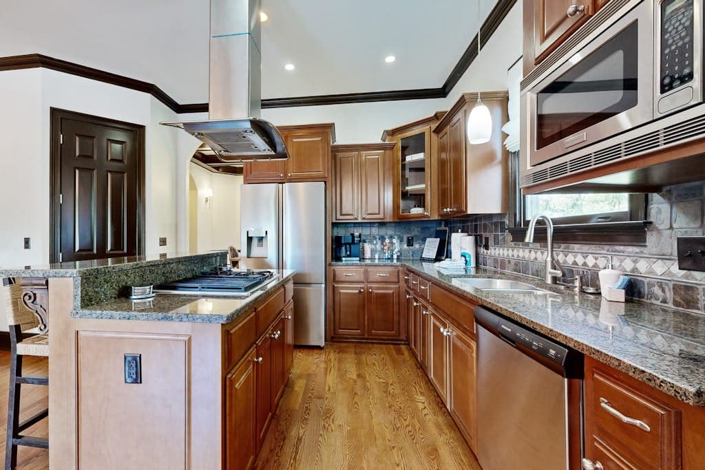 Music City Getaway - Image 6