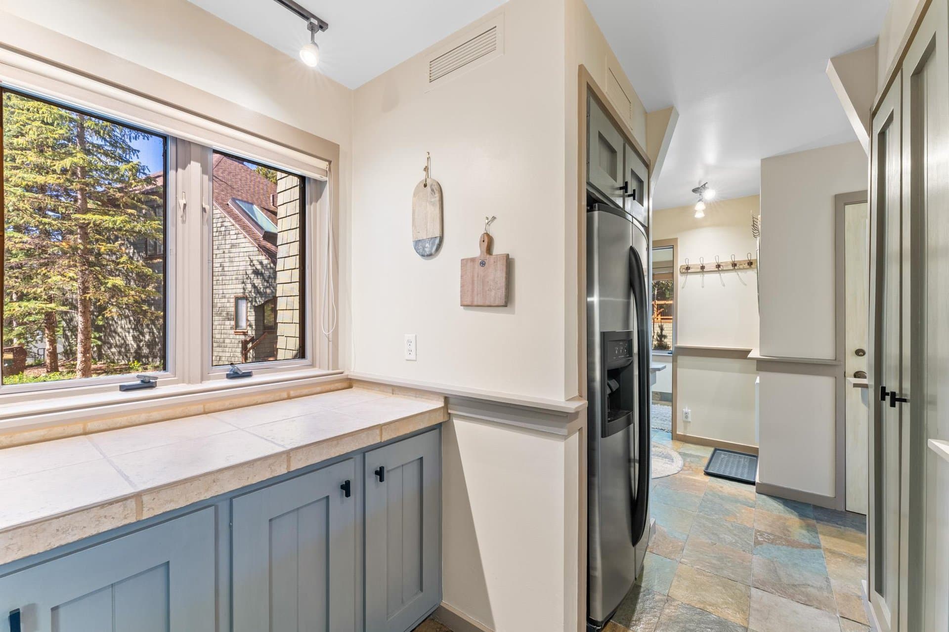 Soda Springs Condo #1902 - Image 10