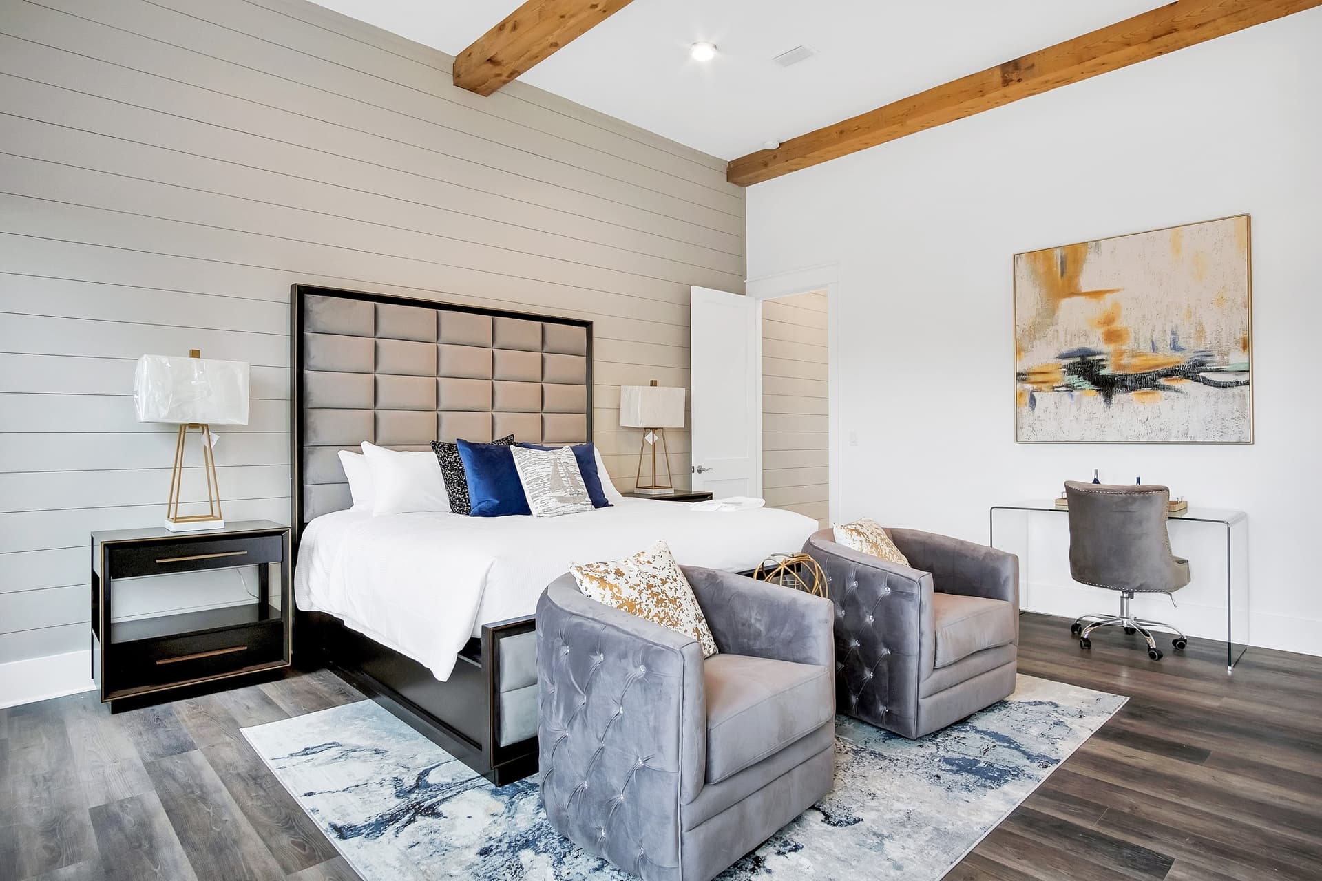 Aces High - Image 12