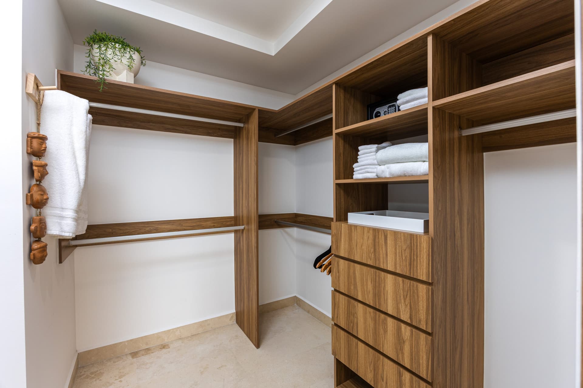 Harbor 171 Residences #803 - Image 43