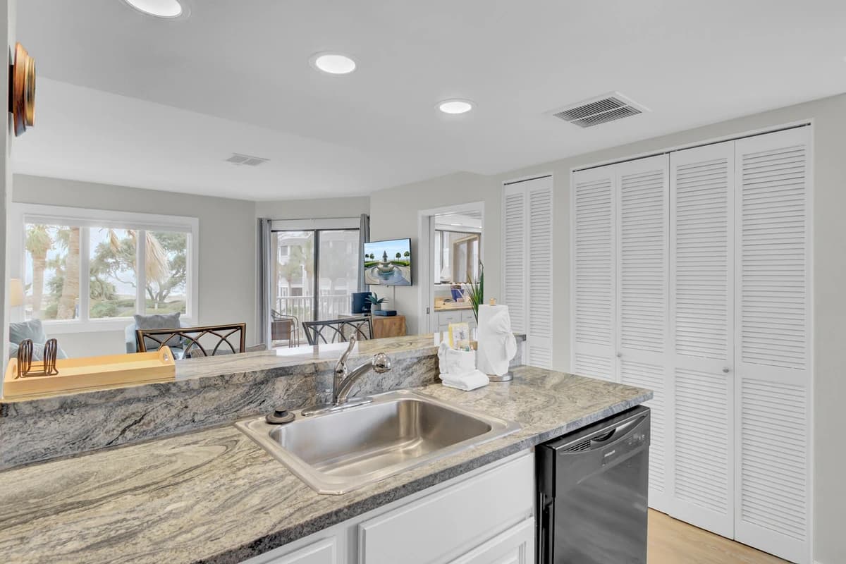 Port O Call #202D - Image 5