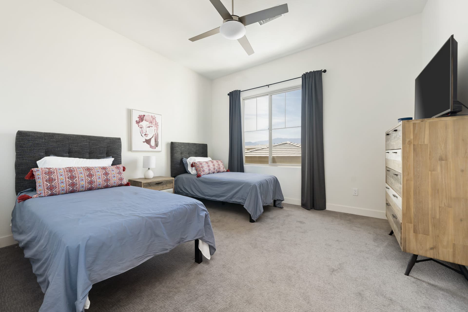 Stay Savvy in Palm Desert - Image 16