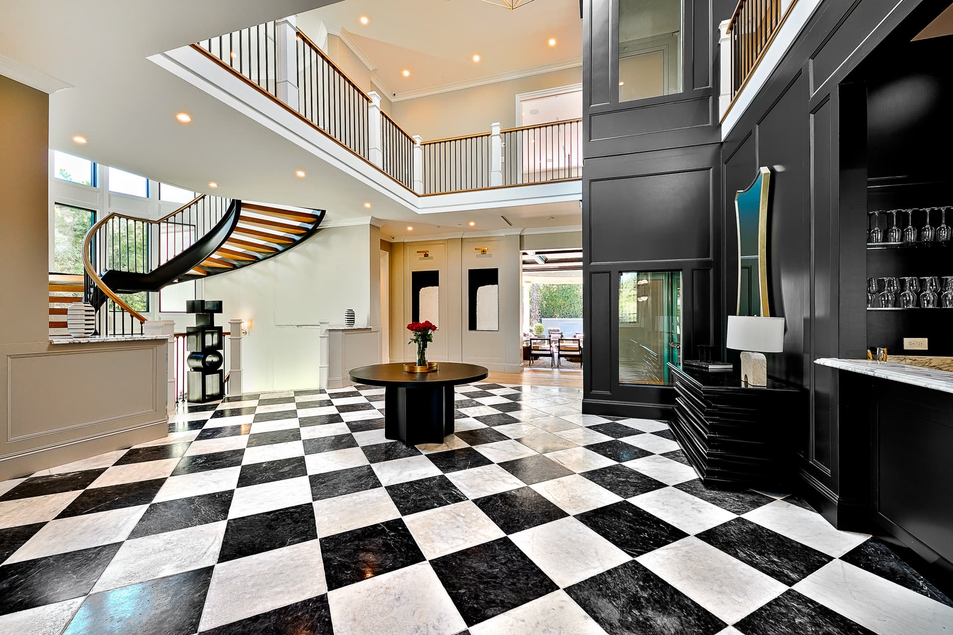 Camden Estate Beverly Hills - Image 4