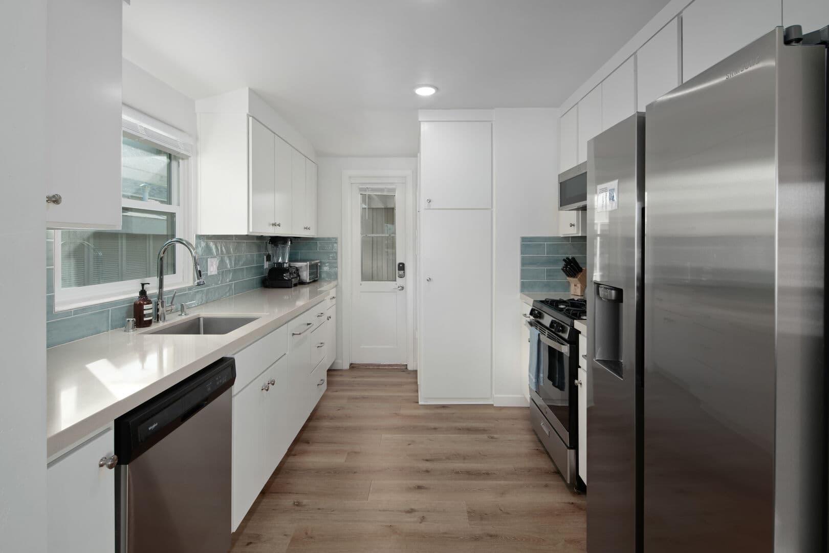 Surf and Bay B Home - Image 4