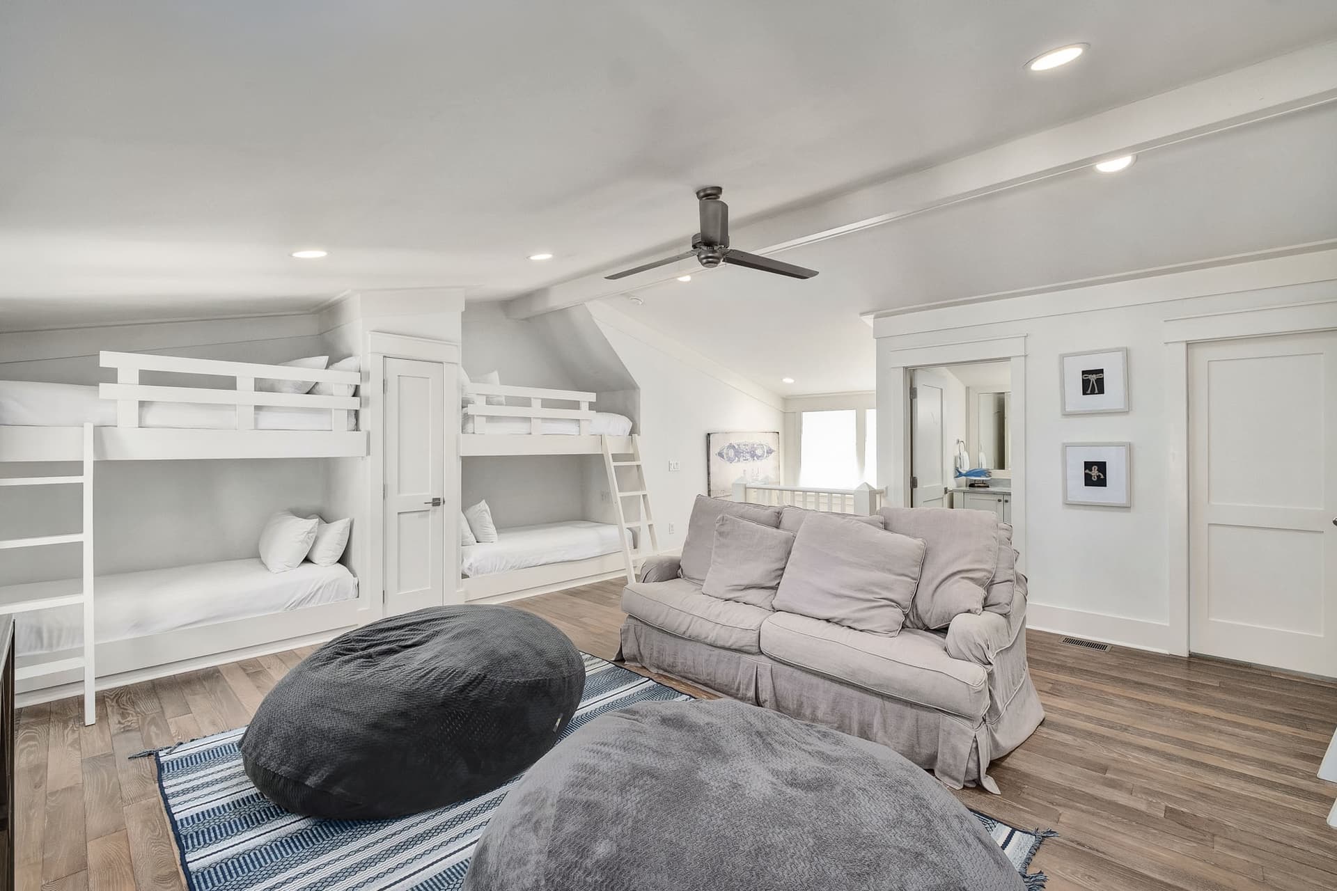 Magnolia Way - Image 33