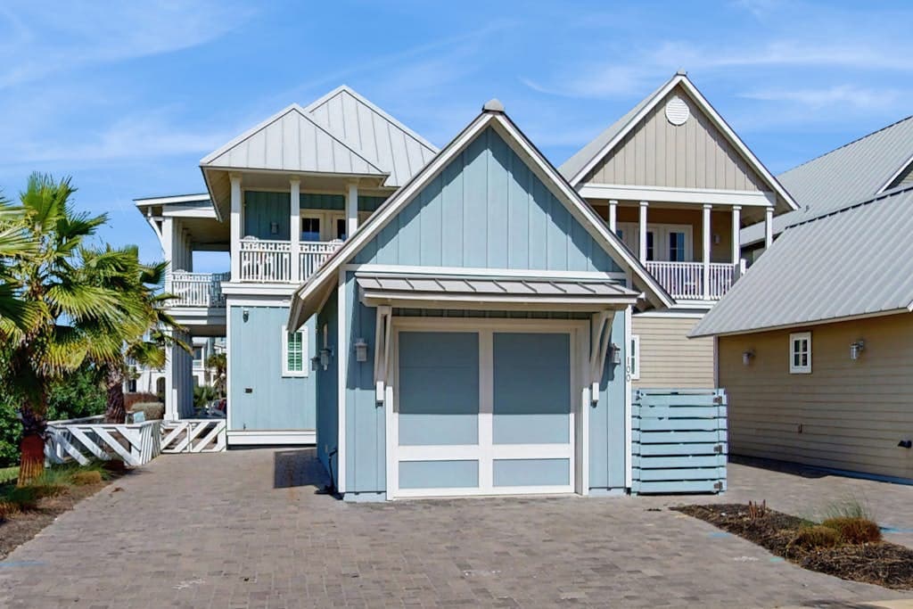 Sea*Renity Now - Image 21