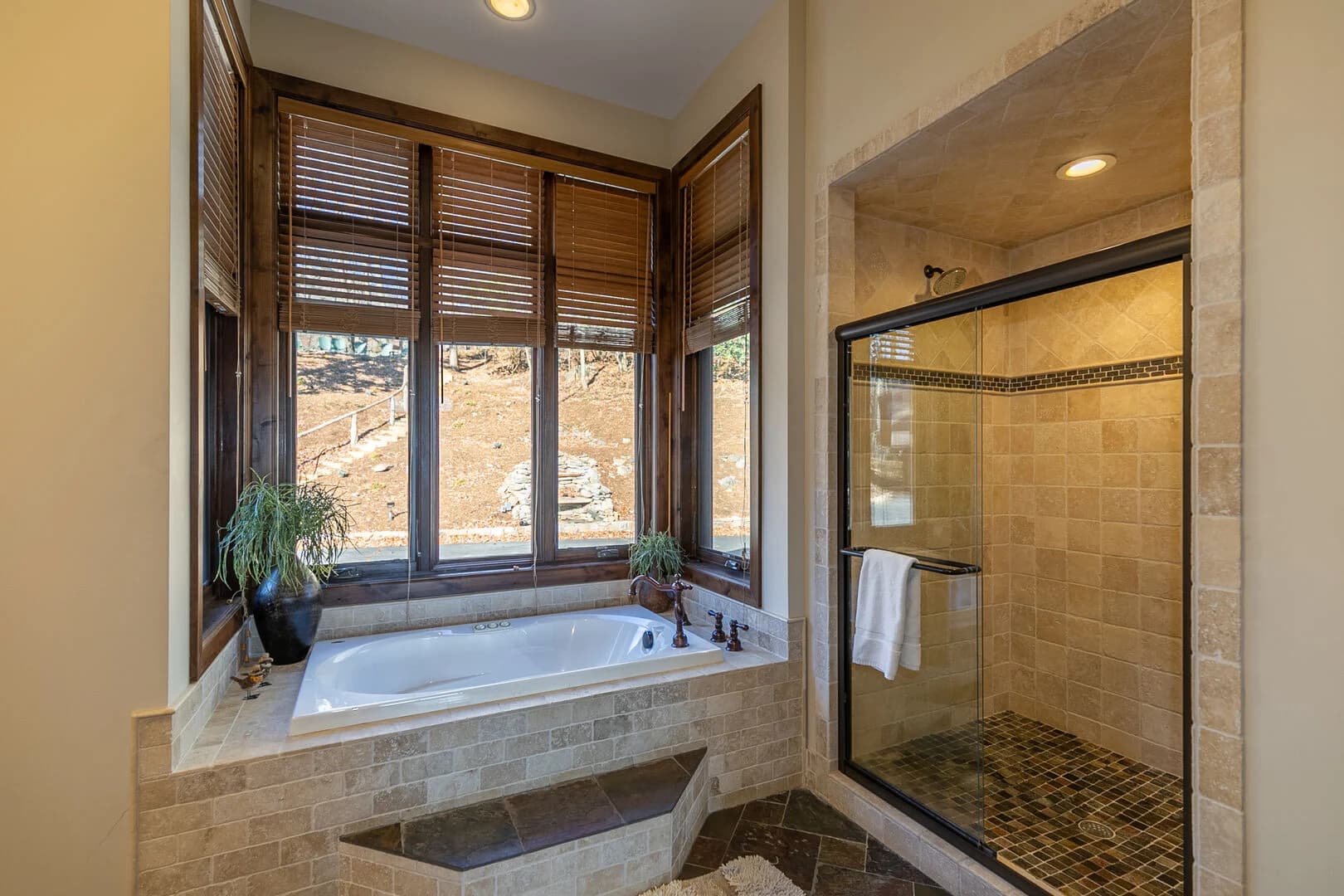 Banner Crest - Image 18