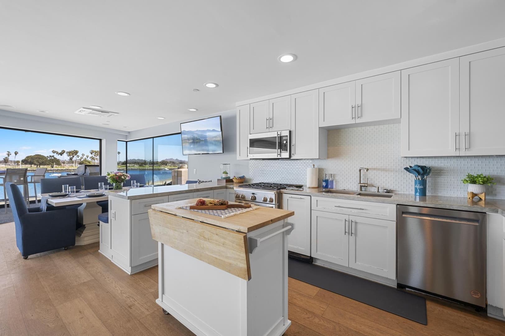 Bayside Retreat - Image 23