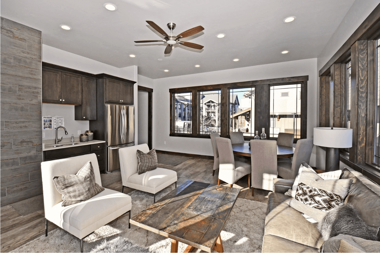 Alpine Abode - Image 21