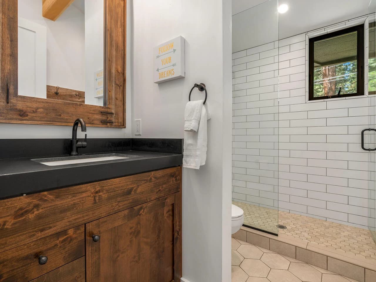 Mayhew House - Image 14