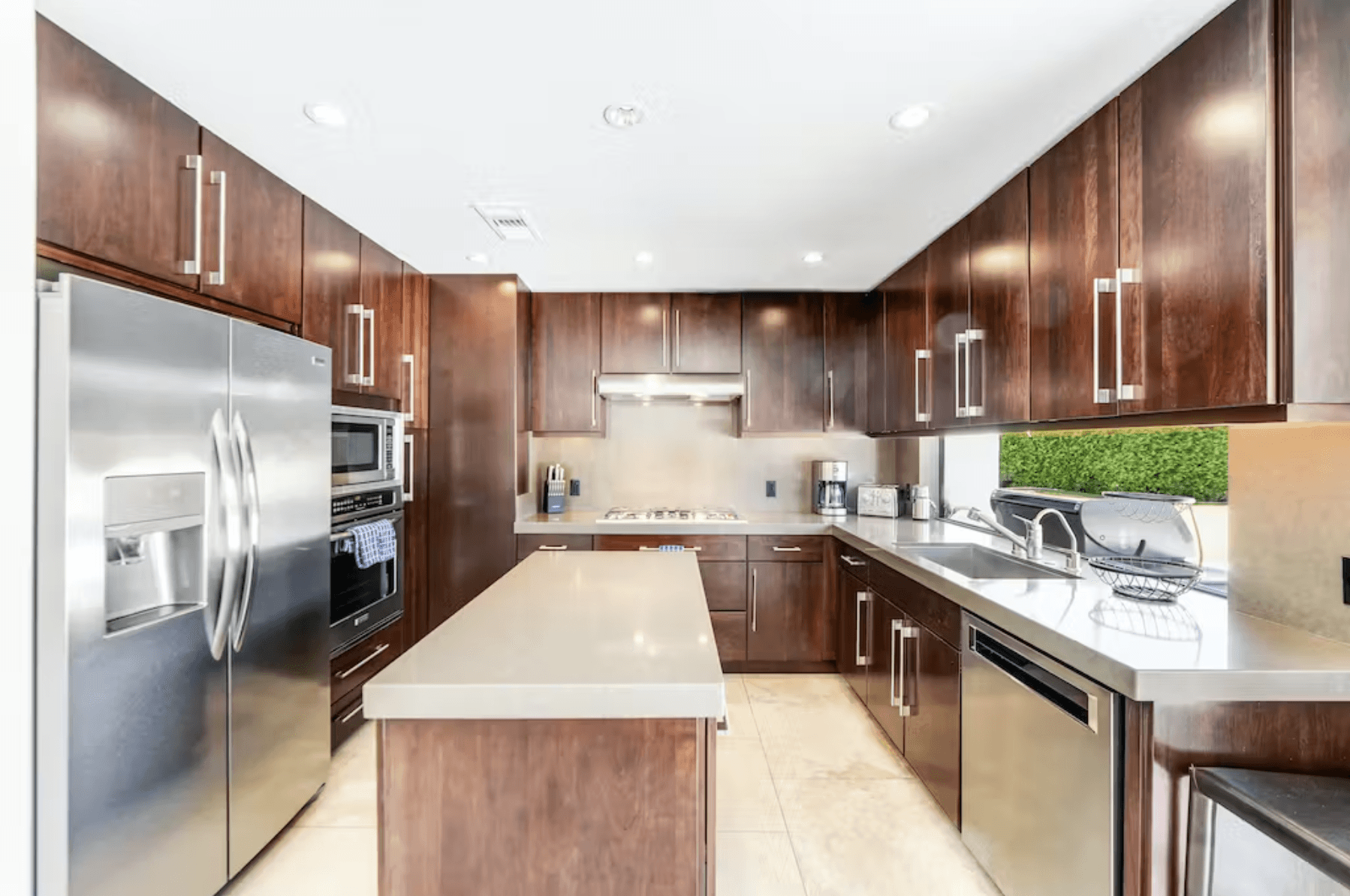 Sunsets on Sierra Home - Image 10