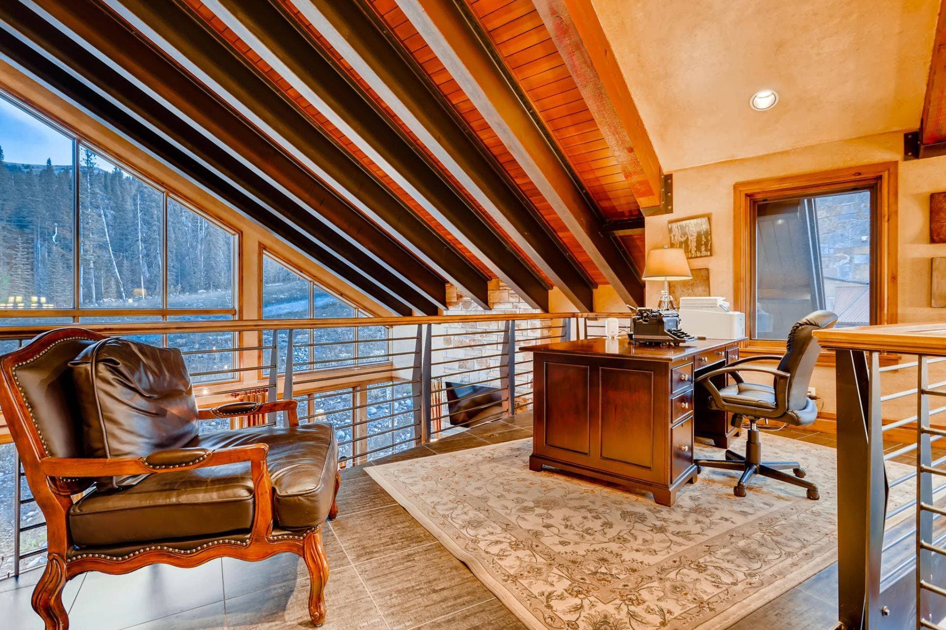 Warming Hut - Image 30