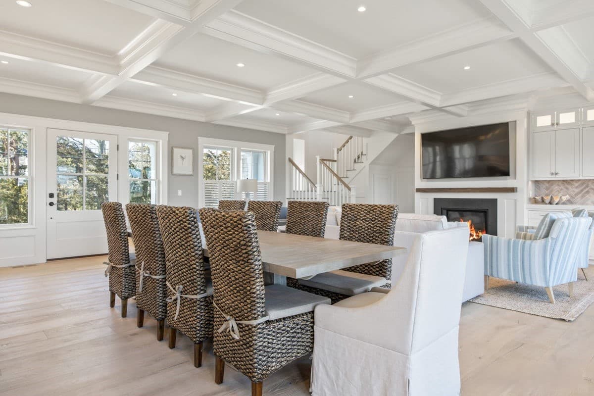 Strong Island Manse - Image 16