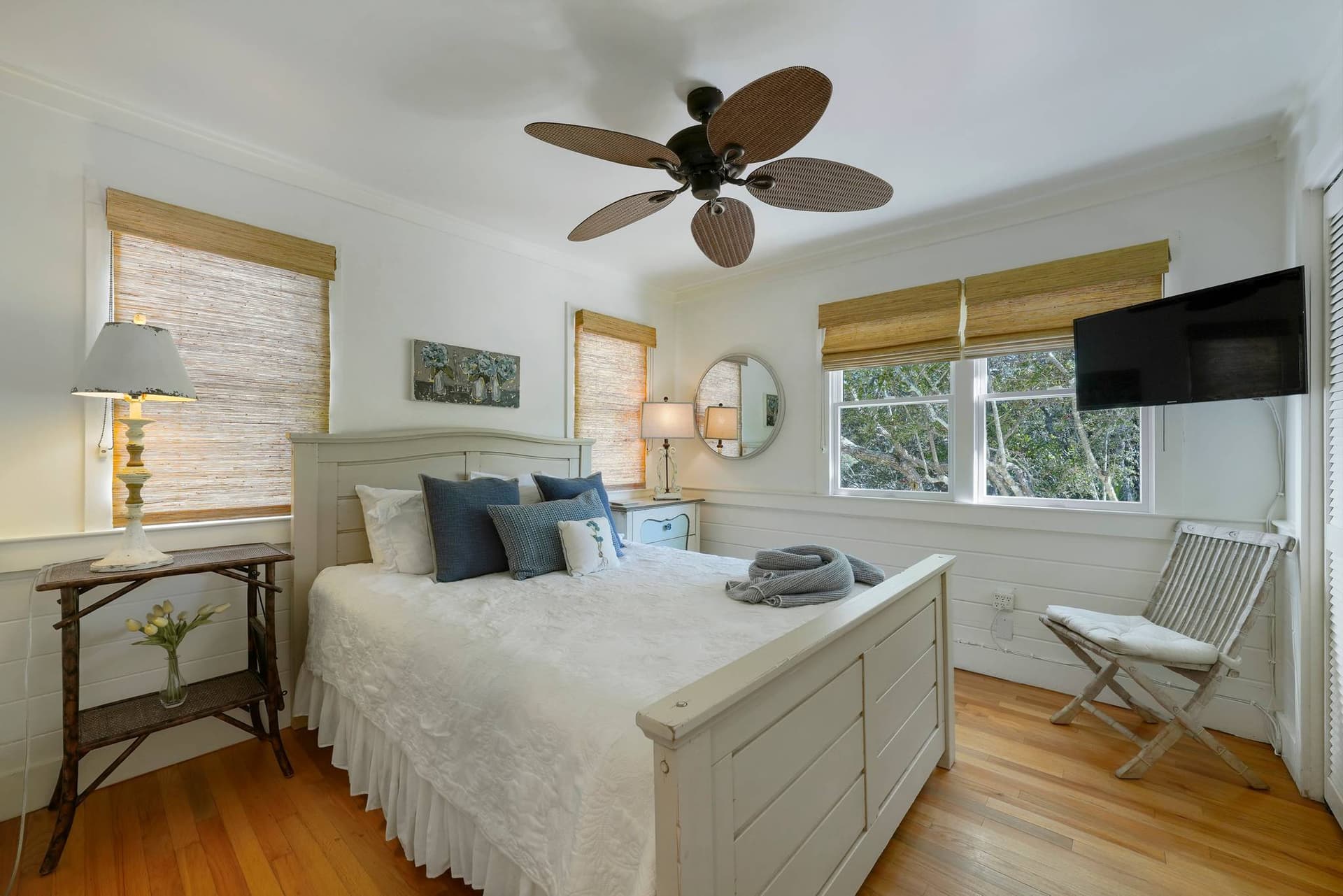 Southern Exposure - Image 15