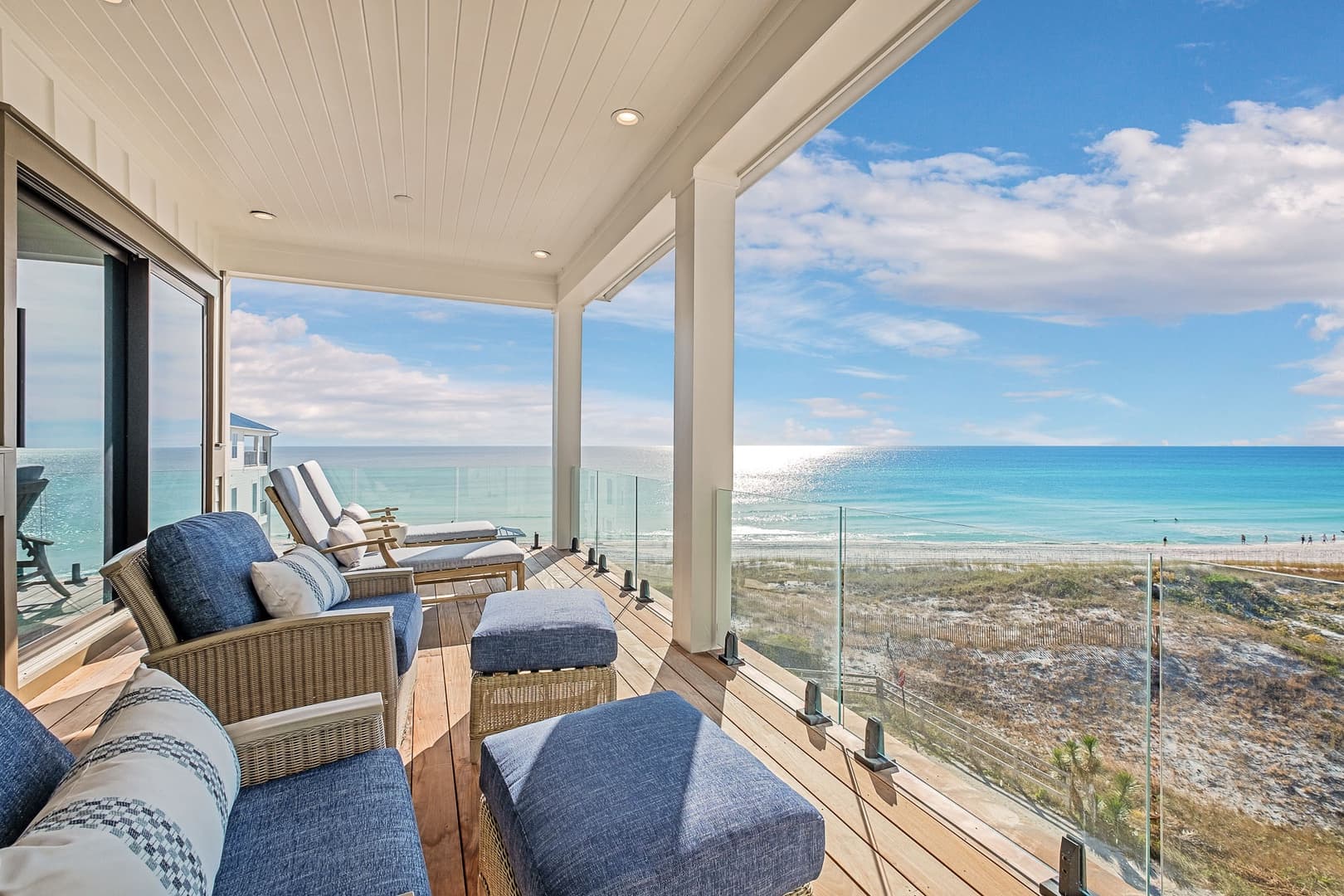 Emerald Le Luxe - Image 55