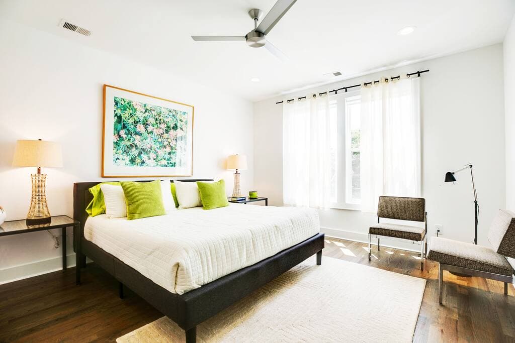 Mockingbird - Image 13