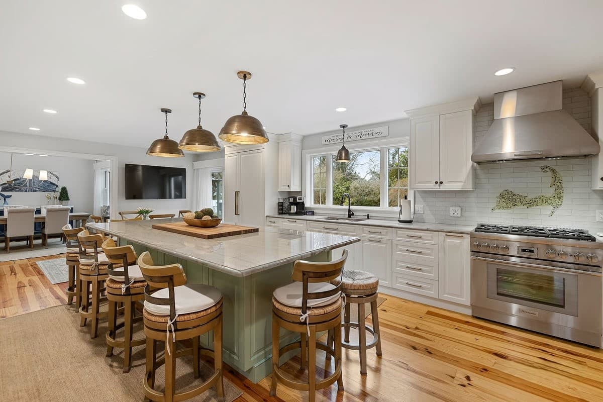 Brewster Barefoot Bliss - Image 5