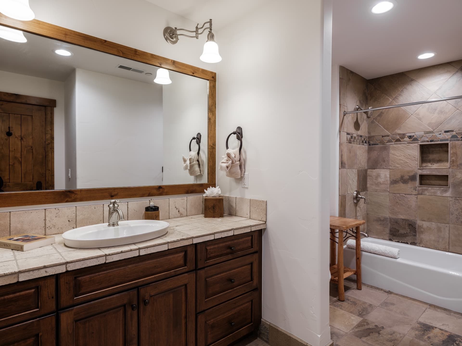 Nestledown Vista - Image 14