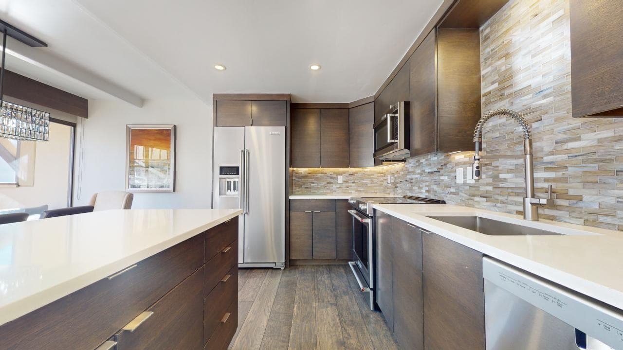 Landmark Condo #204 - Image 2