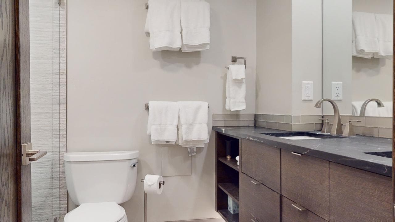 Landmark Condo #204 - Image 5