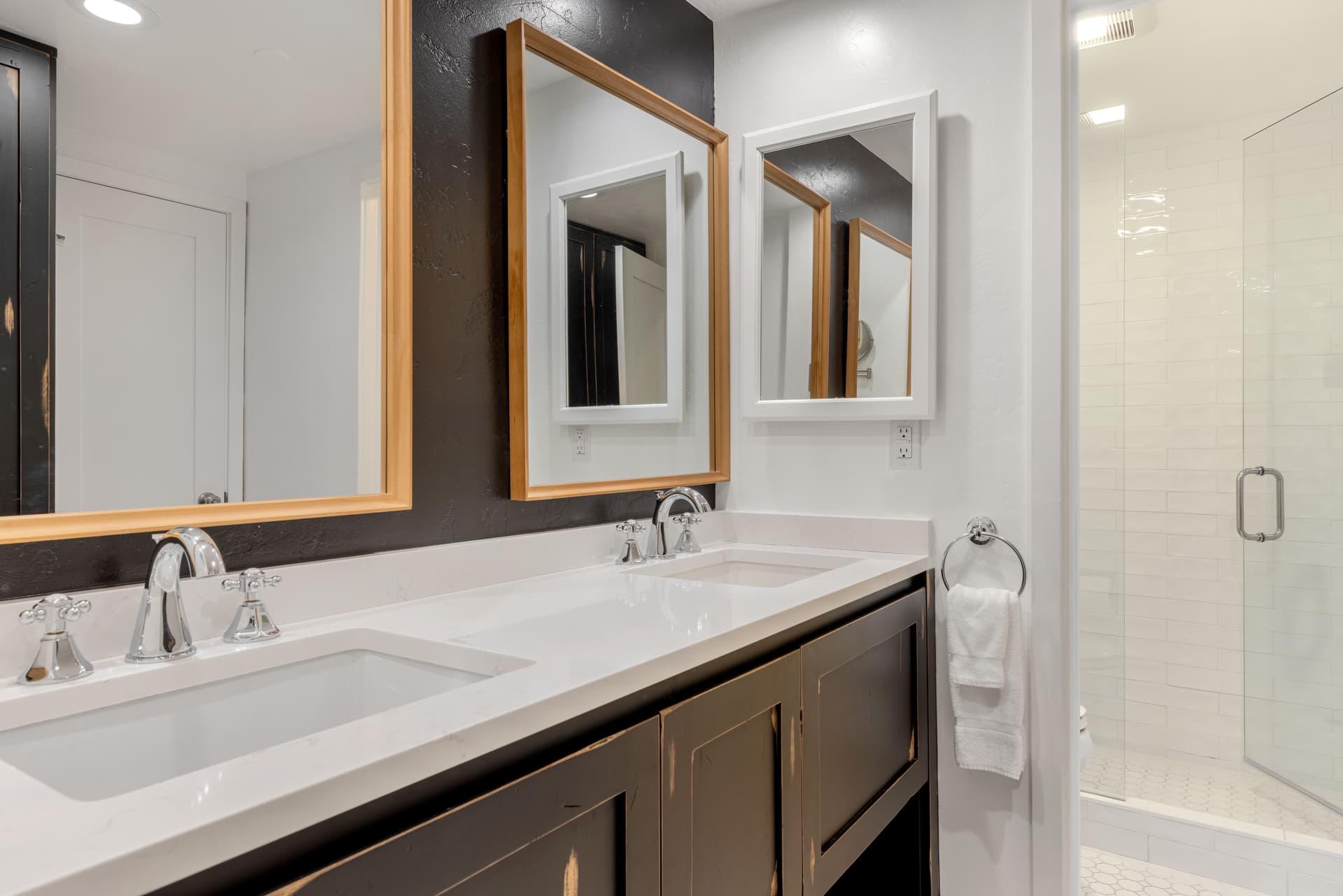 Landmark Condo #303 - Image 11