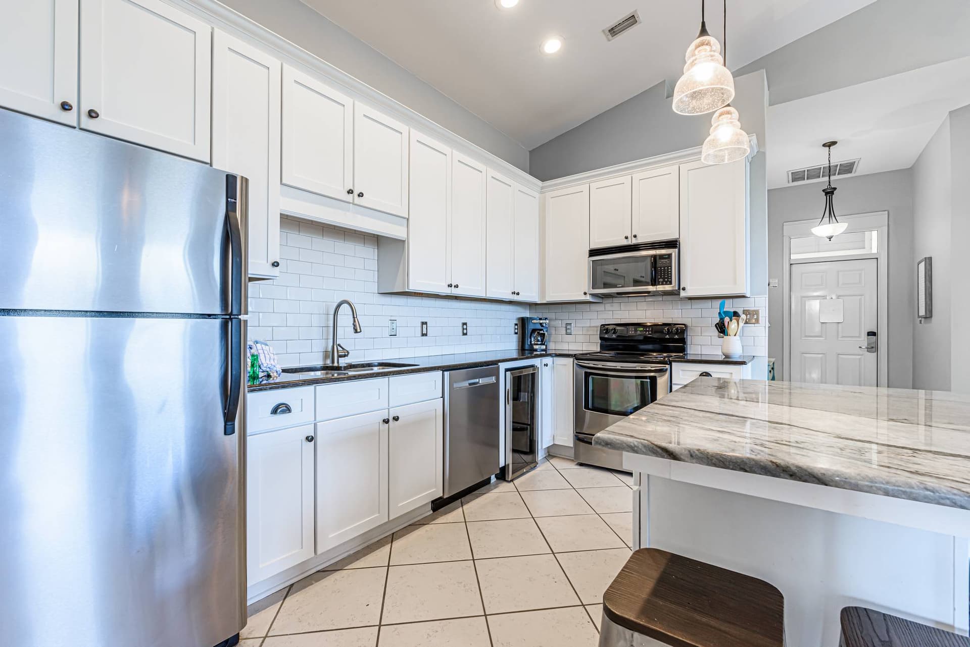 Ocean Whisper 824 - Image 10