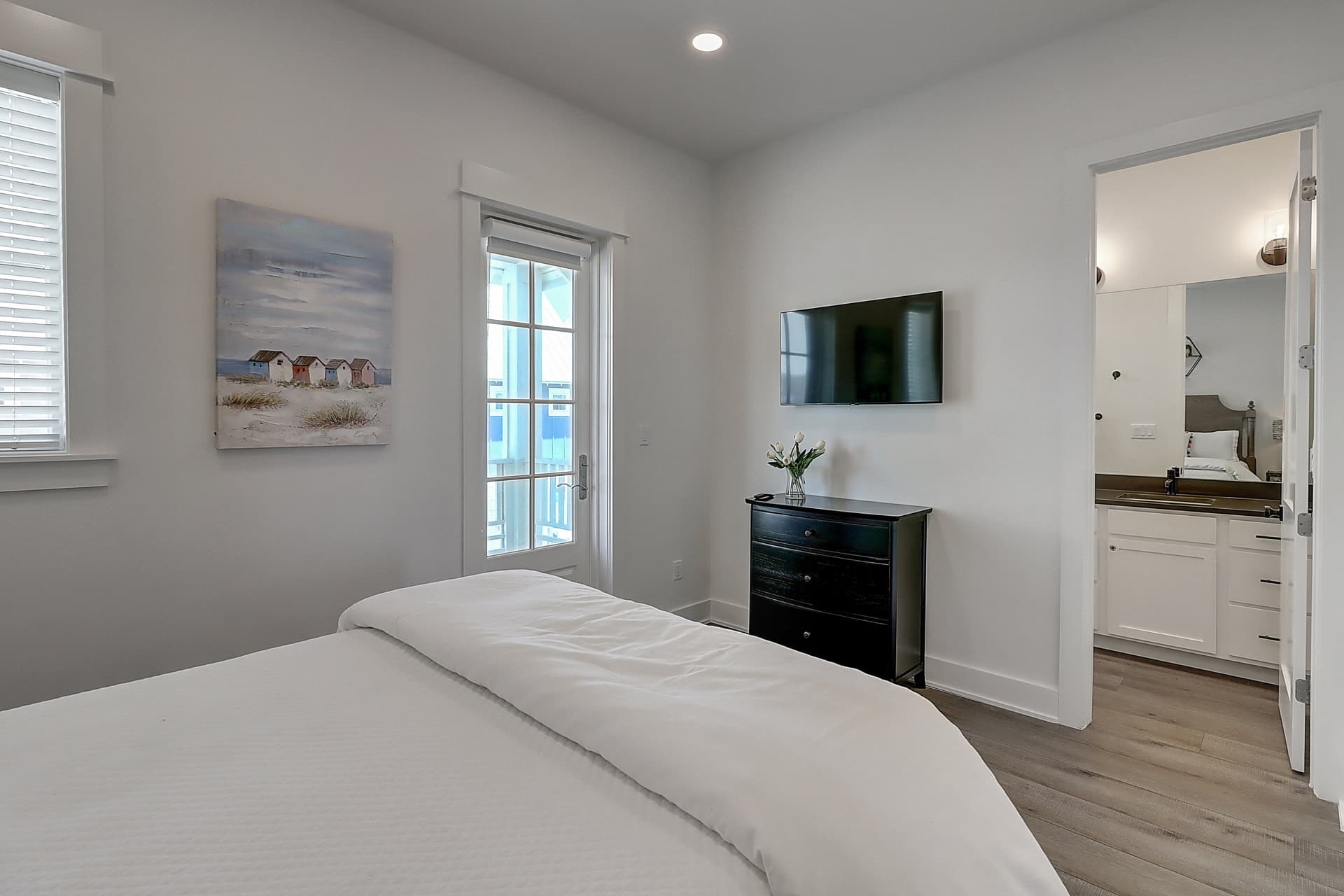 Shore Break House - Image 32