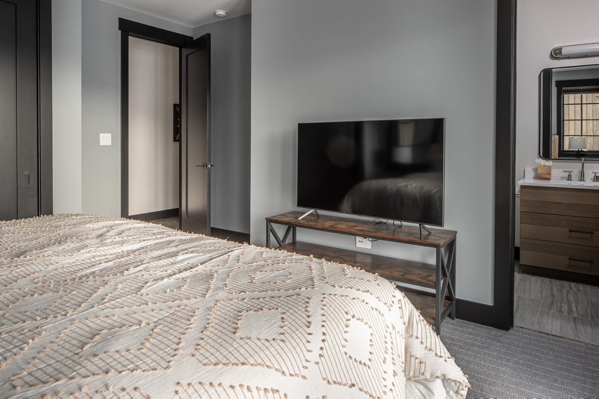 Moose Ridge #86 - Image 11