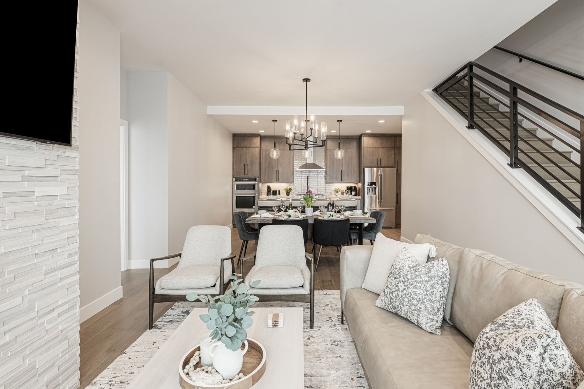 Hideout Epic View - Image 4