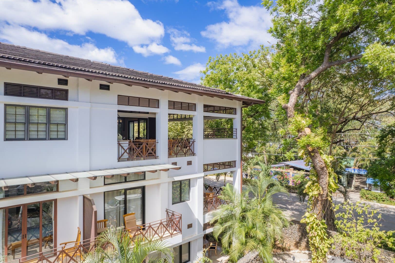 Ibis Condo #10 - Image 25