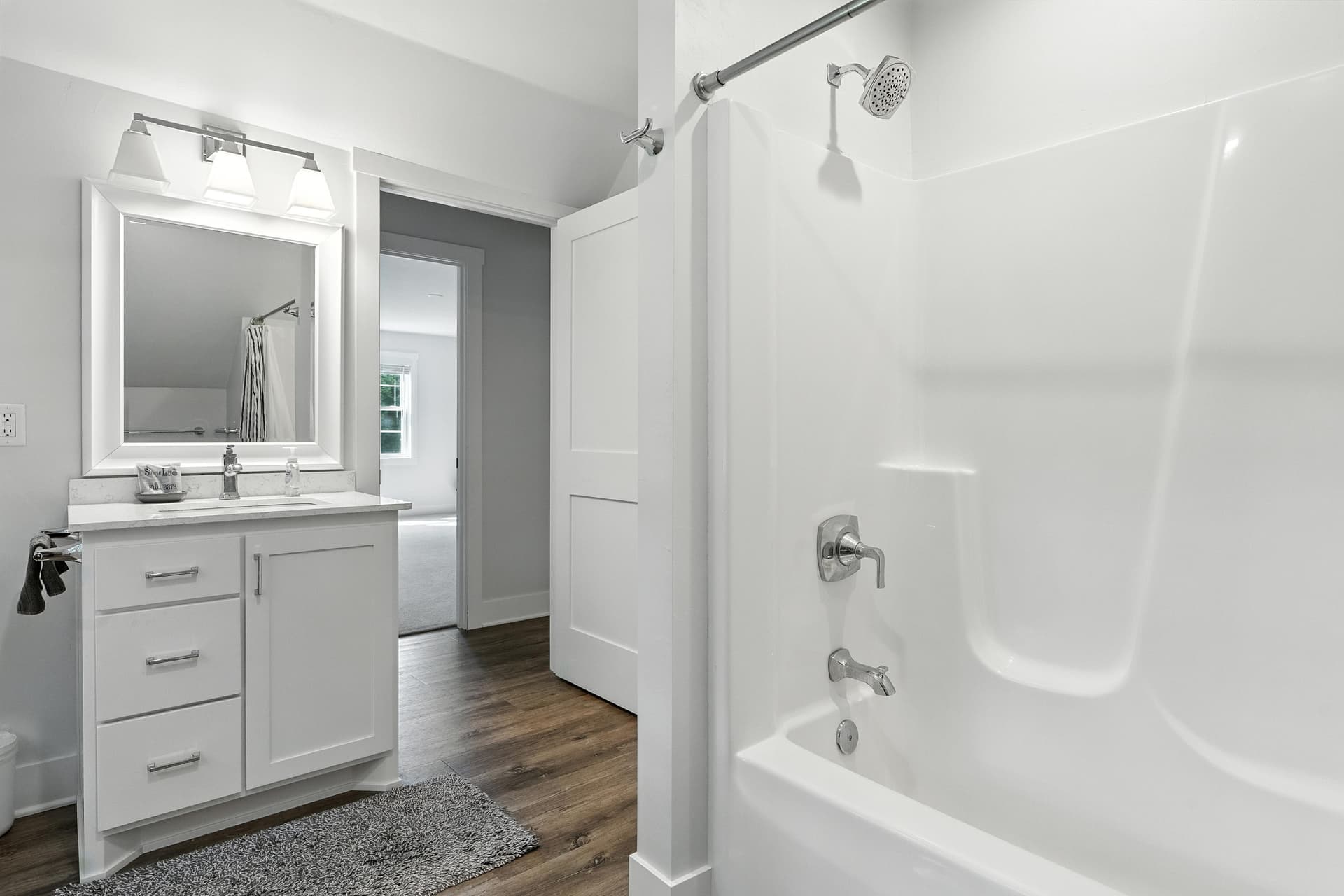 Thenell's Beach House - Image 34