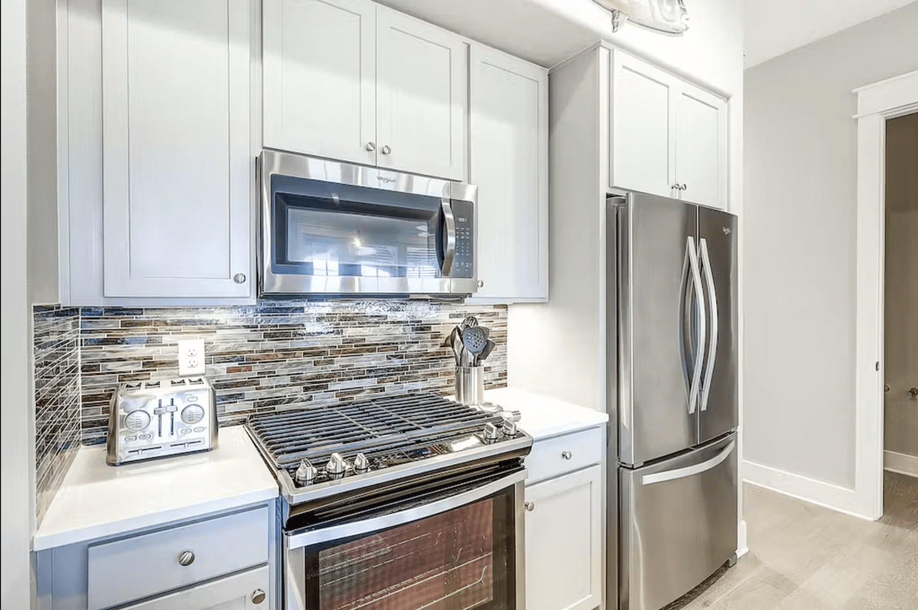 Top of the Shoreline - Image 15