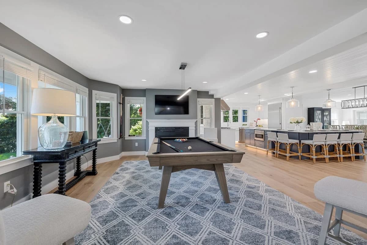 Northern Exposure - Image 11