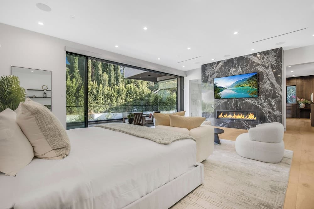 Levitt Lane - Image 6