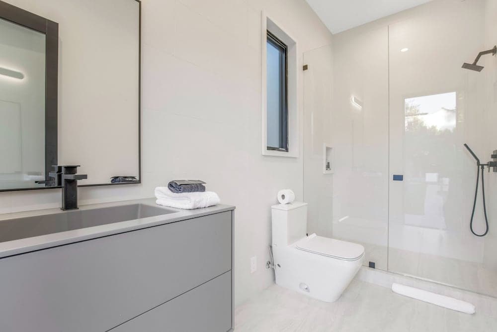 Levitt Lane - Image 16