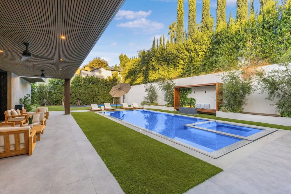 Levitt Lane - Image 26