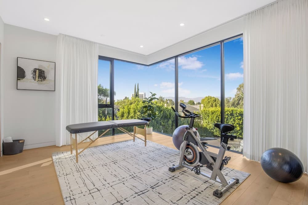 Levitt Lane - Image 29