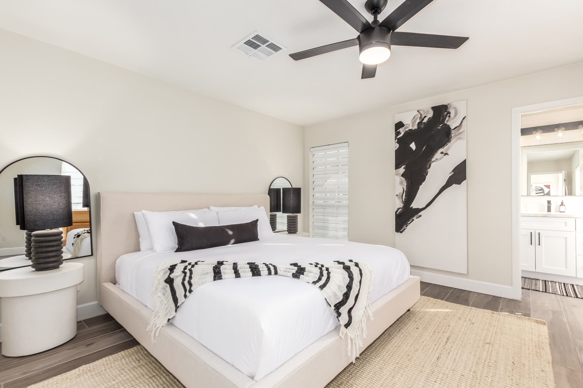 Modern Retreat - Image 20