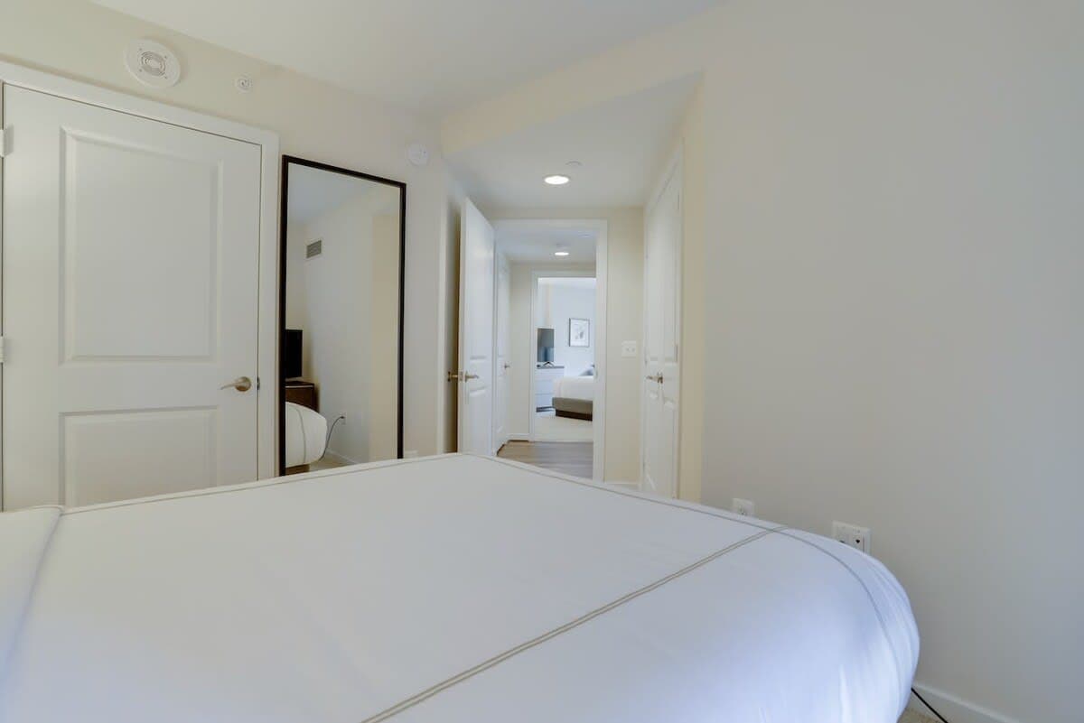 Virginia Residence - Image 15