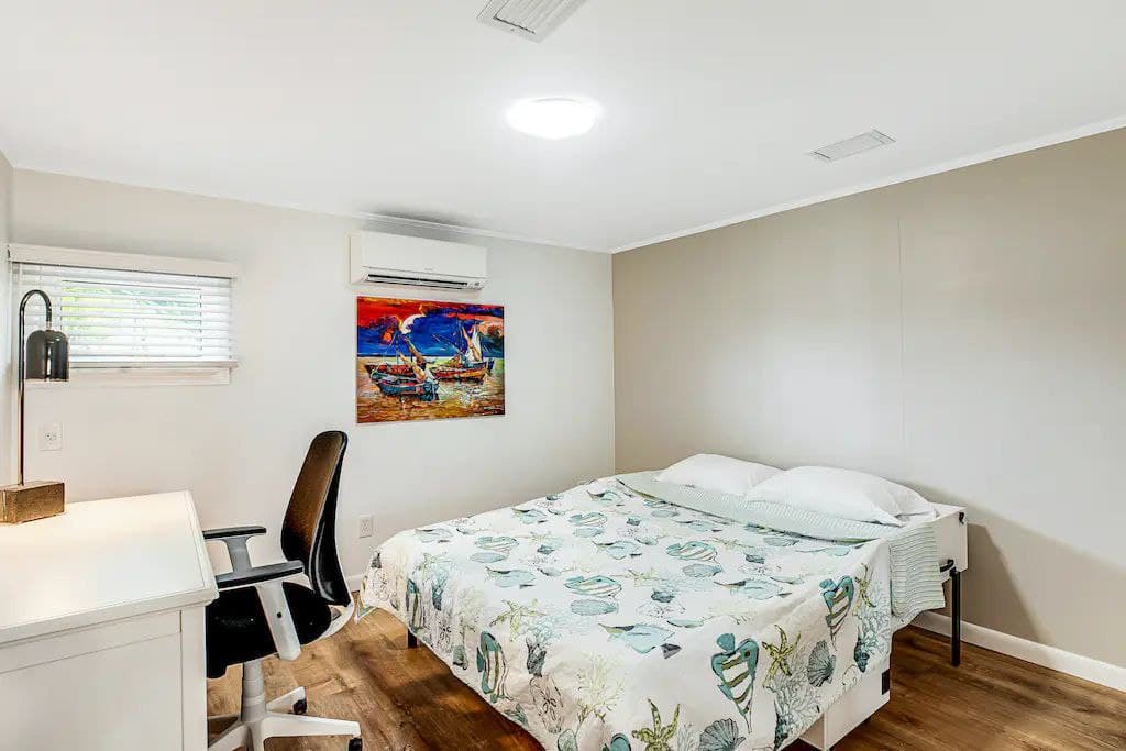 Sunset Bay - Image 26