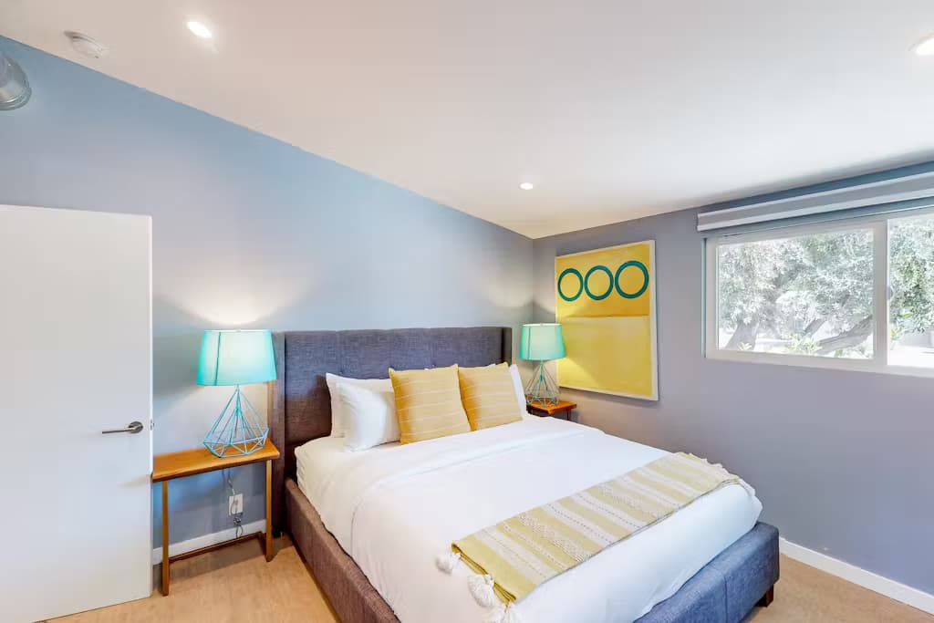 Sanctuary in the Sun - Image 12