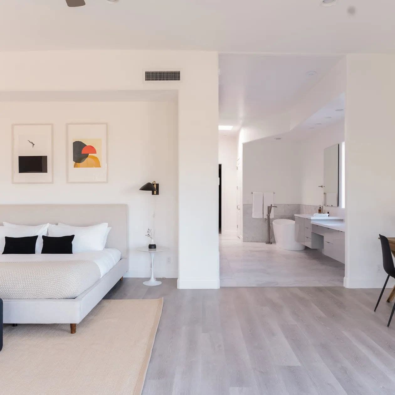 Julep Manor - Image 13