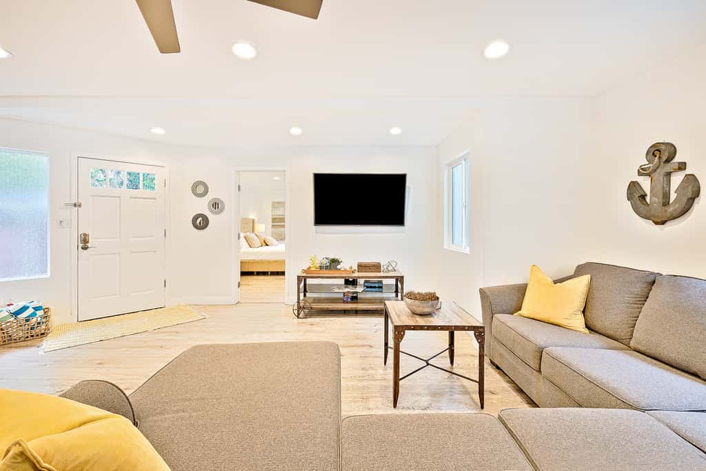 Retreat Compound - Image 5